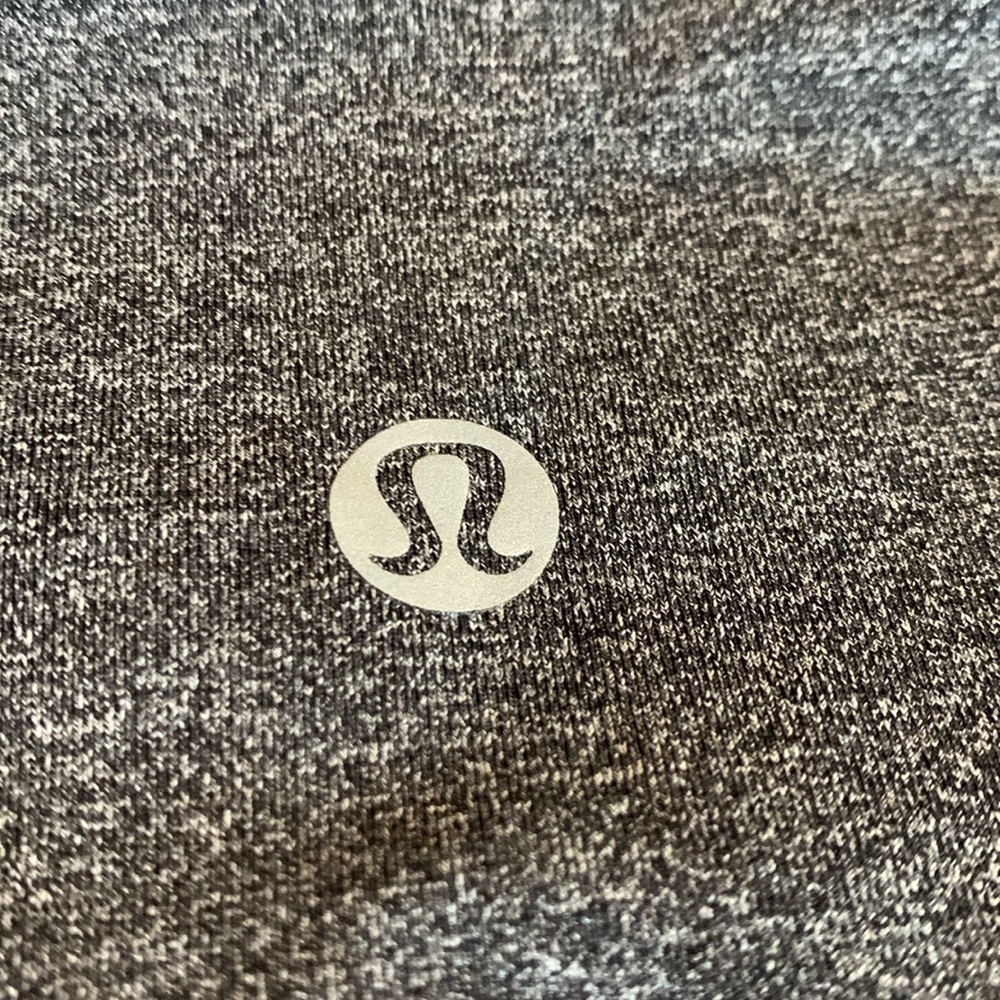 Lululemon Gray and Black Leggings NWOT